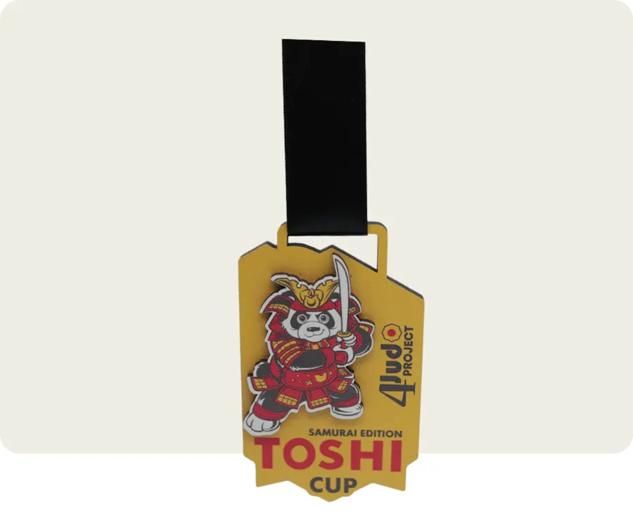 Medalha TMP117: Madeira 5mm com impressão + madeira 3mm com impressão