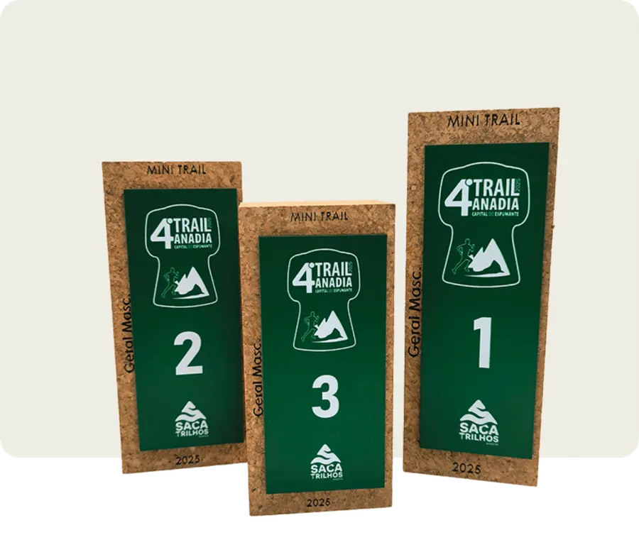 Troféu TTP106: Cortiça 40mm com gravação a laser + madeira 3mm com impressão