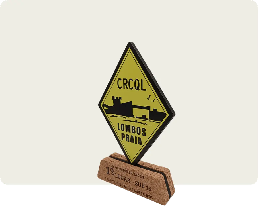 Troféu TTP128: Madeira 5mm com impressão + 2x cortiça 8mm com gravação a laser