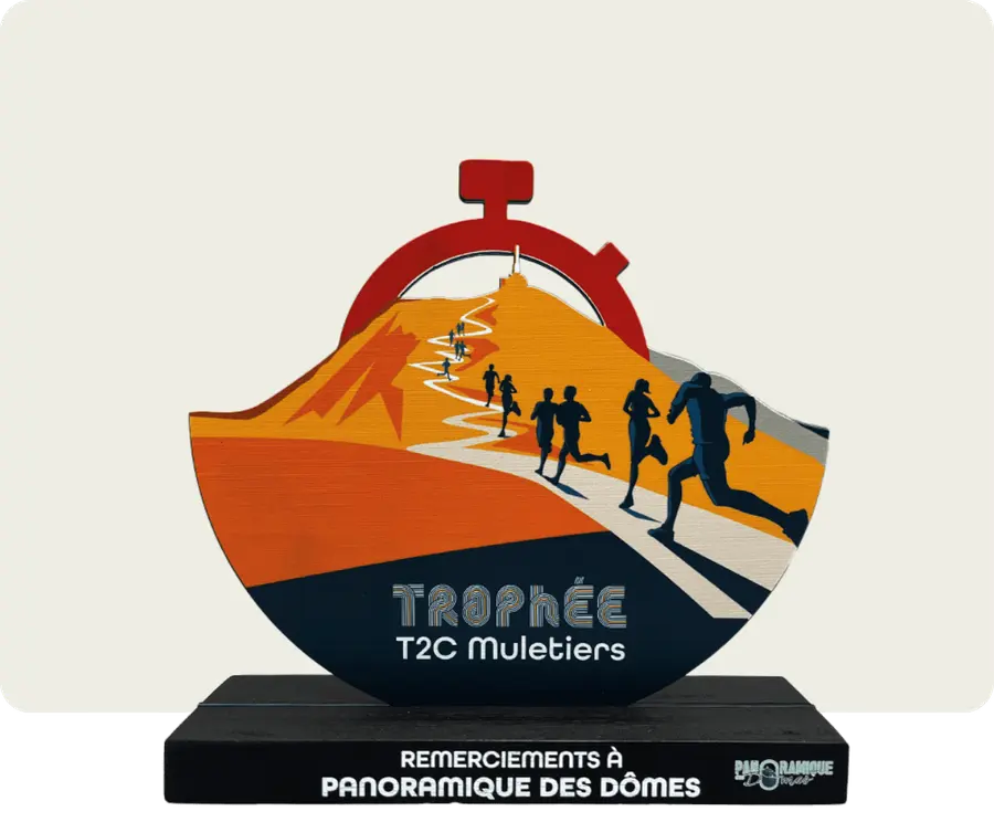 Troféu TTP132: Metal 2mm com impressão + base madeira 20mm com impressão