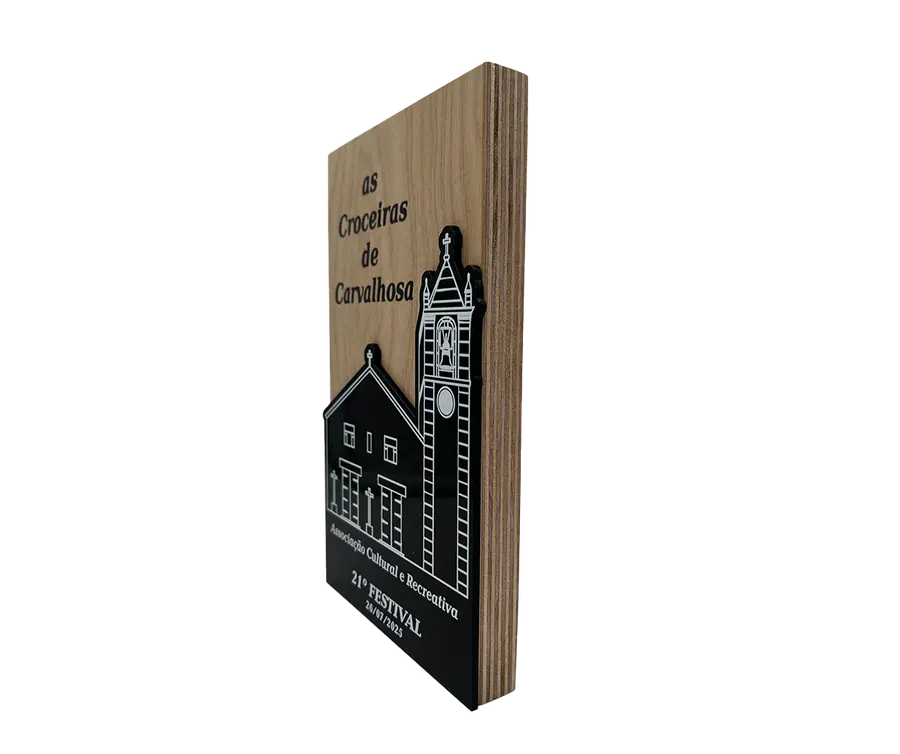 Troféu TTS213: Madeira 20mm com impressão + madeira 3mm com impressão