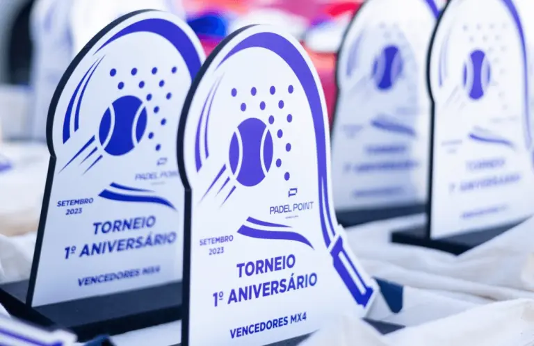 Quais os materiais sustentáveis para medalhas e troféus?