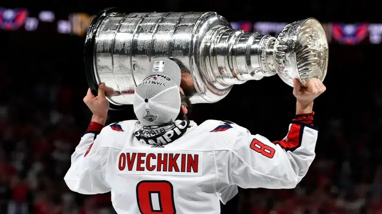 STANLEY CUP: A HISTÓRIA DE UM TROFÉU PERPÉTUO