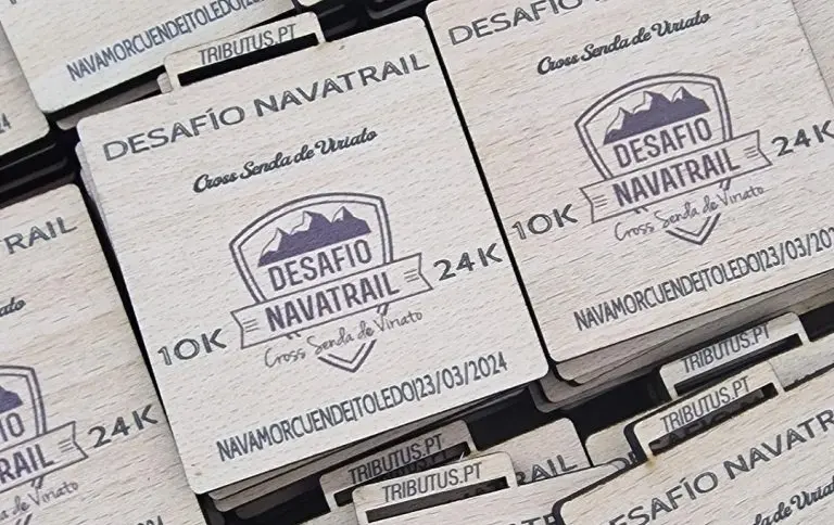 QUE MATERIAIS GRÁFICOS ENVIAR PARA FAZER MEDALHAS TRIBUTUS?